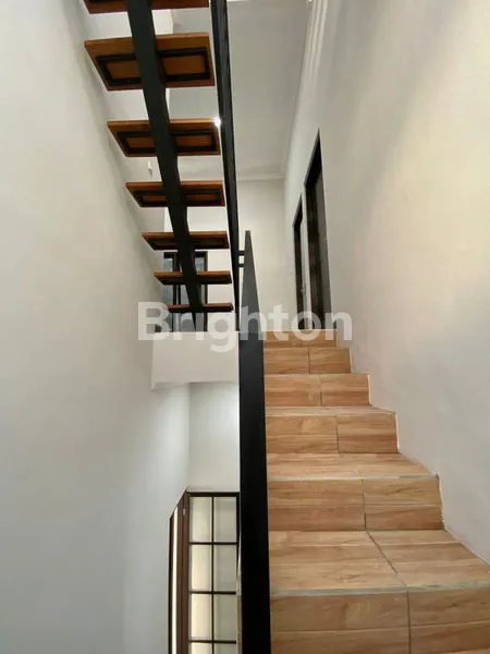 image DIJUAL VILLA CANTIK VIEW BAGUS DENGAN ROOFTOP (5)