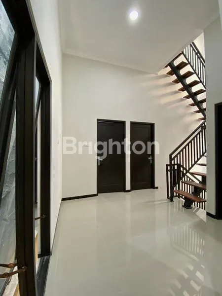 image DIJUAL VILLA CANTIK VIEW BAGUS DENGAN ROOFTOP (6)