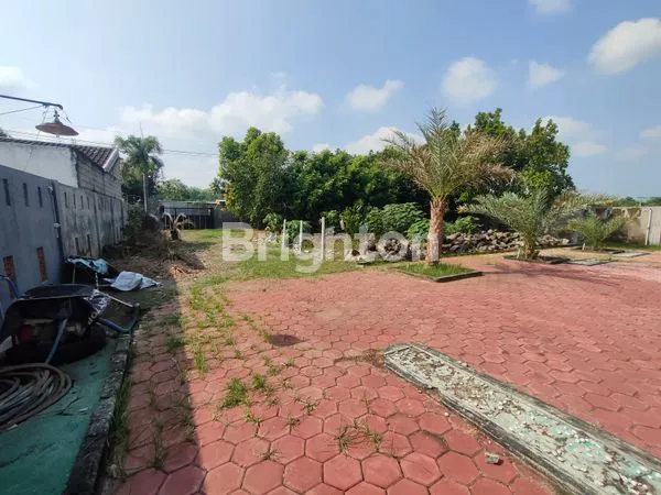 image DIJUAL RUMAH BESAR BESERTA SARANG BURUNG WALET BISA UNTUK PASIF INCOME DI MADIUN JAWA TIMUR (7)