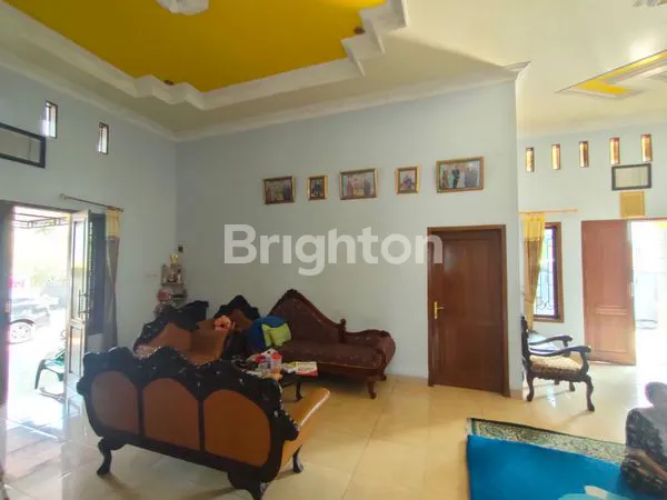 image DIJUAL RUMAH BESAR BESERTA SARANG BURUNG WALET BISA UNTUK PASIF INCOME DI MADIUN JAWA TIMUR (5)