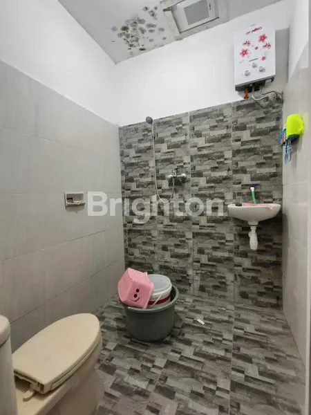 image RUMAH DI PERUMAHAN GRIYA INTAN PERMAI KEDIRI (7)