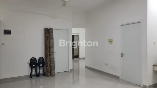 image RUMAH CANTIK BARU RENOV LOKASI STRATEGIS DEKAT PINTU TOL,JATIWARNA,PURI GADING,JATI ASIH (2)