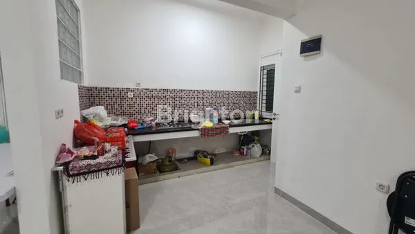 image RUMAH CANTIK BARU RENOV LOKASI STRATEGIS DEKAT PINTU TOL,JATIWARNA,PURI GADING,JATI ASIH (7)