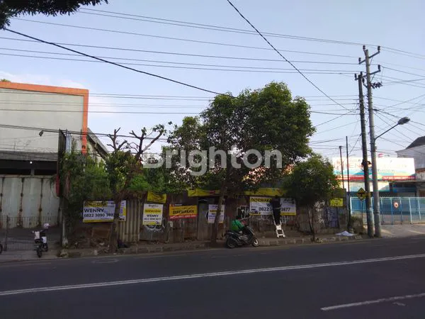 COKROAMINOTO, TANAH KOMERSIL DISEWAKAN.PUSAT PERDAGANGAN, DEPAN PERSIS ATLANTA ELECTRONIK.SELANGKAH SUPERINDO GODEAN.