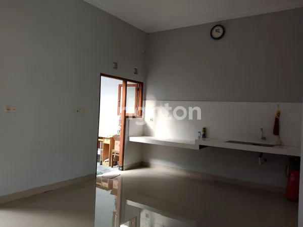 image PERUMAHAN VILLA TAMAN ANGGREK, JONGKESELANGKAH KOPI NJONGKE. DIKELILINGI PERUMAHAN: UBU VILLA DALEM JONGKE, THE PARADISE.SLEMAN CITY HALL SCH, TEKIYO, FILOSOFI KOPI, HYATT REGENCY. (6)