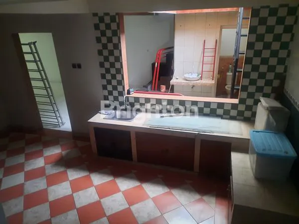 image RUMAH KELAPA GADING JAKARTA 2 LANTAI SIAP HUNI RAPIH DAN BERSIH (5)
