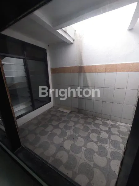 image RUMAH SIAP HUNI 1 LANTAI NGINDEN INTAN DEKAT MANYAR, UNTAG, KLAMPIS, NGAGEL, MERR, PANJANG JIWO (7)