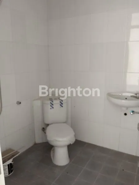 image DALAM CLUSTER PERUMAHAN BANGUNJIWO DIKELILINGI PERUMAHAN PADMA RESIDENCE, TIRTA SEJAHTERA, GRAHAYANA, DLL.SELANGKAH UNIVERSITAS ALMA ATA, UNIVERSITAS MUHAMMADIYAH UMY. (2)