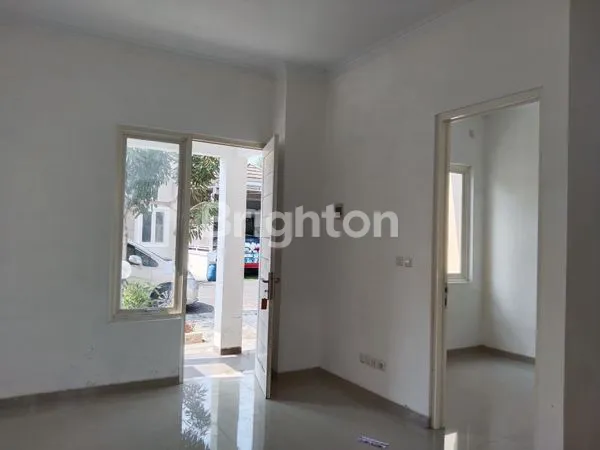 image DALAM CLUSTER PERUMAHAN BANGUNJIWO DIKELILINGI PERUMAHAN PADMA RESIDENCE, TIRTA SEJAHTERA, GRAHAYANA, DLL.SELANGKAH UNIVERSITAS ALMA ATA, UNIVERSITAS MUHAMMADIYAH UMY. (5)