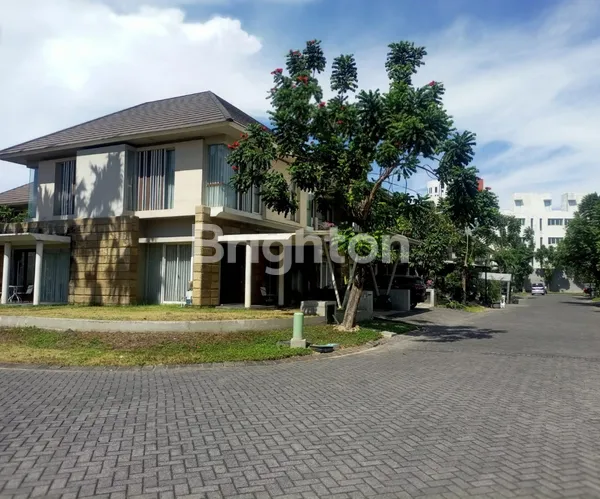 image MINIMALIS HOOK 2 LANTAI ROYAL RESIDENCE WIYUNG, MENGANTI (1)