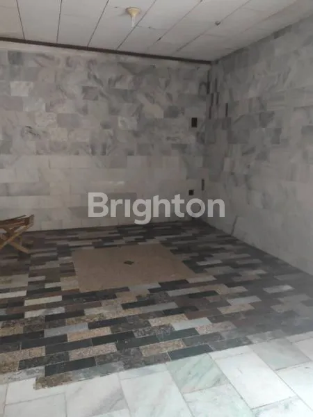 image TANAH MURAH BONUS RUMAH LANTAI MARMER DAN GRANIT DI KESIMAN, DENPASAR  TIMUR (4)