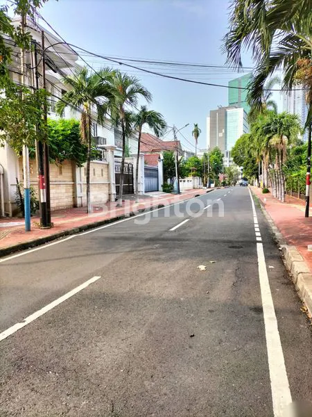 image RUMAH 2 LANTAI DI CEMPAKA PUTIH TENGAH - JAKARTA UTARA (2)