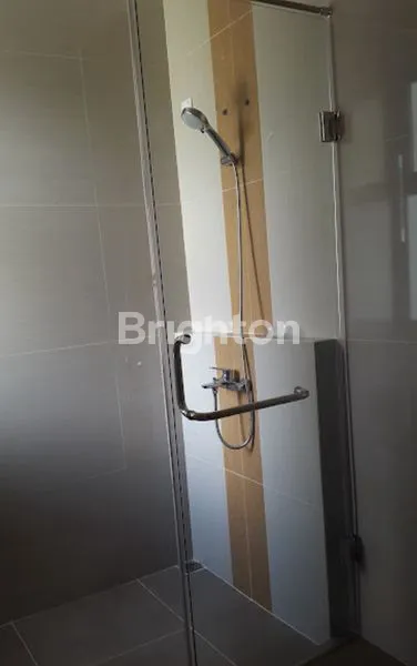 image RUMAH DI EMINENT  BSD CITY TANGERANG  (5)