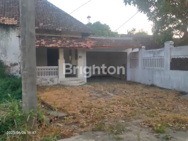 image RUMAH DAN TANAH PARE (6)