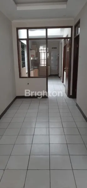 image RUMAH 2 LANTAI DI SINDANGSARI MELONG CIMAHI UNDER 1M (7)