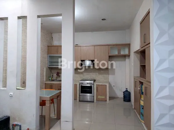 image RUMAH SIAP HUNI SEMI FURNISH GRESIK KOTA (2)