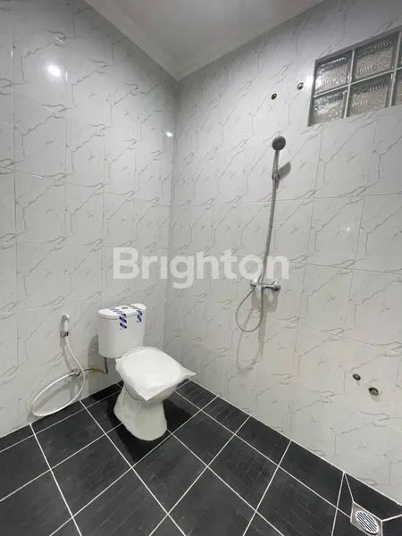 image RUMAH BARU TANJUNG DUREN 3 LANTAI MURAH DAN SIAP HUNI (3)