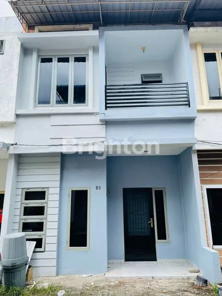 image TOWN HOUSE (1)