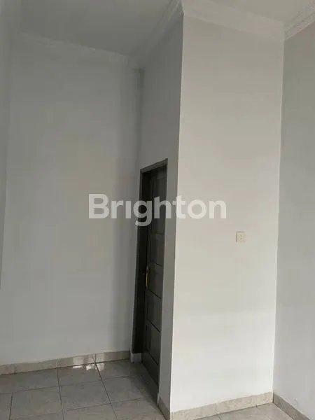 image TOWN HOUSE (3)