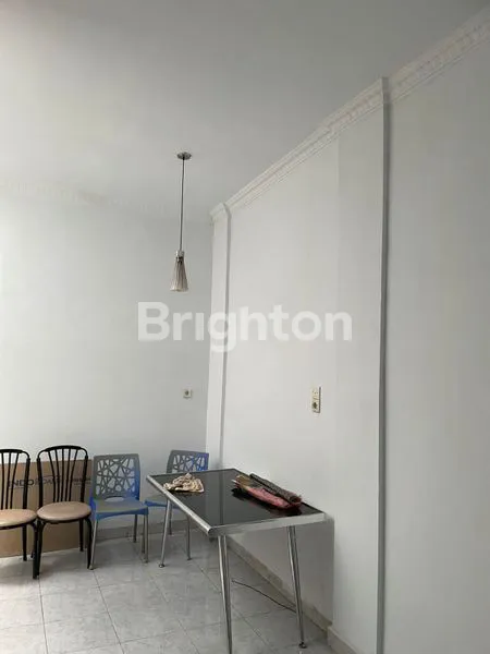 image TOWN HOUSE (8)