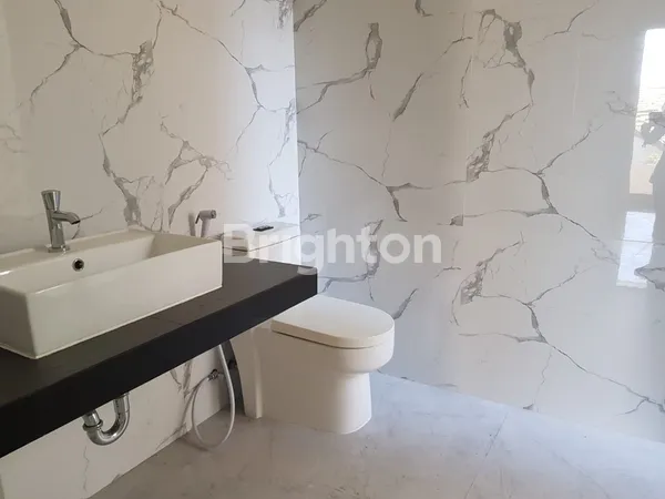 image RUMAH MINIMALIS BARU GRESS PERUM GRIYA BABATAN MUKTI RAYA WIYUNG SURABAYA BARAT (7)