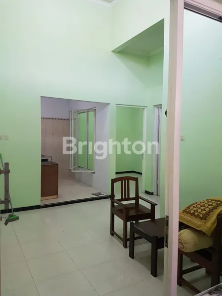 image RUMAH LA DIVA GREENHILL MENGANTI GRESIK (4)