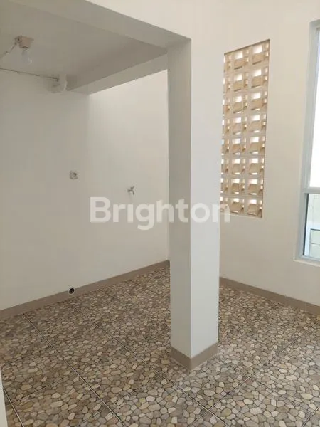 image RUMAH BARU TANJUNG DUREN JAKARTA BARAT (4)