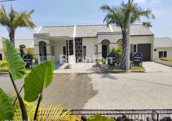 image RUMAH MINIMALIS MODERN GRESIK (3)