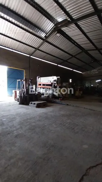 image GUDANG MARGOMULYO PERMAI 2 UNIT JEJER DEKAT TOL TANDES SURABAYA BARAT (3)