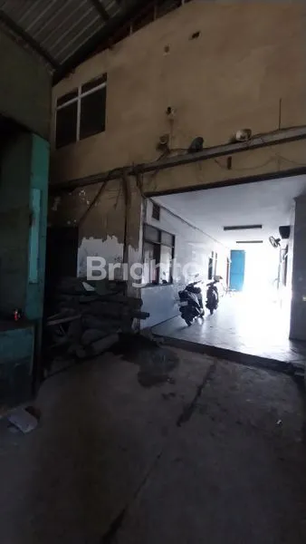 image GUDANG MARGOMULYO PERMAI 2 UNIT JEJER DEKAT TOL TANDES SURABAYA BARAT (2)