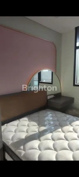 APARTEMEN TERMURAH FURNISH DI VERTU CW MALL CIPUTRA WORLD MAYJEND SUNGKONO. LANTAI 21. SIAP HUNI.