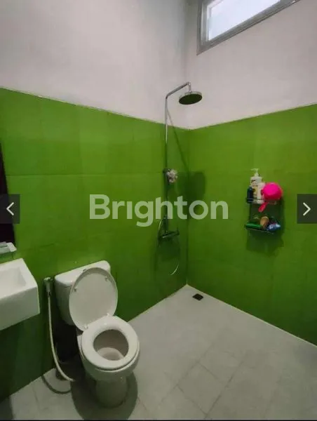 image RUMAH CANTIK LINGKUNGAN TENANG DAN LUAS (2)