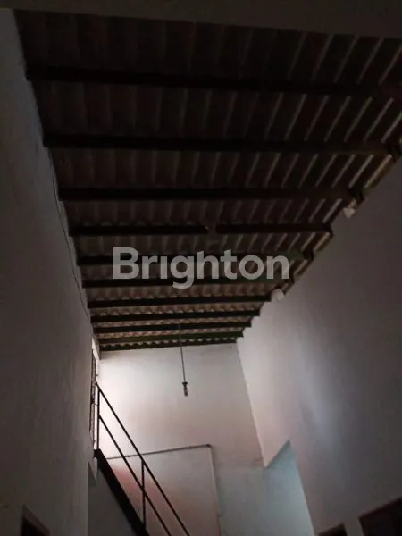 image RUMAH COCOK UNTUK USAHA DI WIGUNA (2)