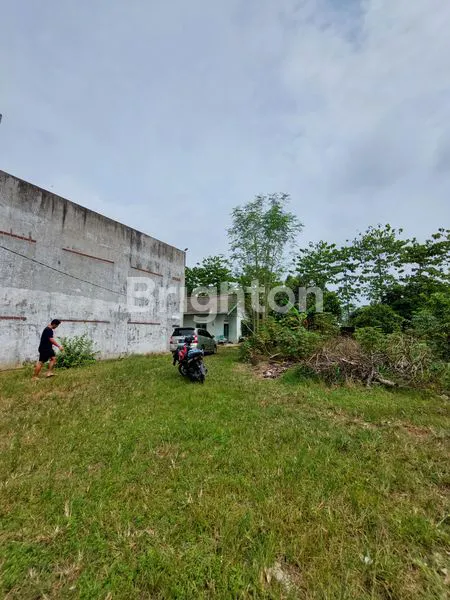 LOKASI STRATEGIS PINGGIR JALAN