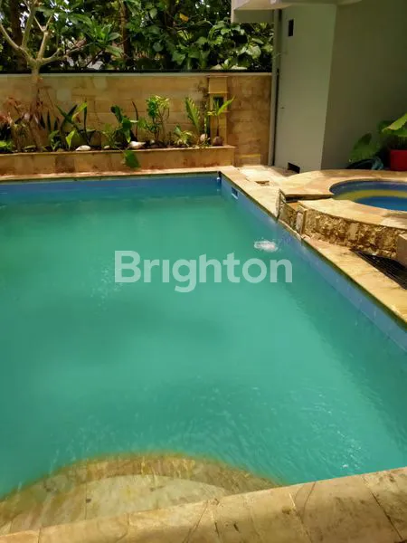 image VILLA JIMBARAN POOL WITH JACUZZI (6)