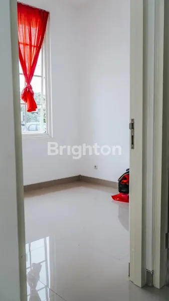 image RUMAH MINIMALIS MODERN PARK HILL CITRAGARDEN MALANG (5)