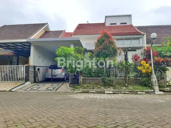 image RUMAH BAGUS DI KOMPLEKS PERMATA JINGGA  (1)