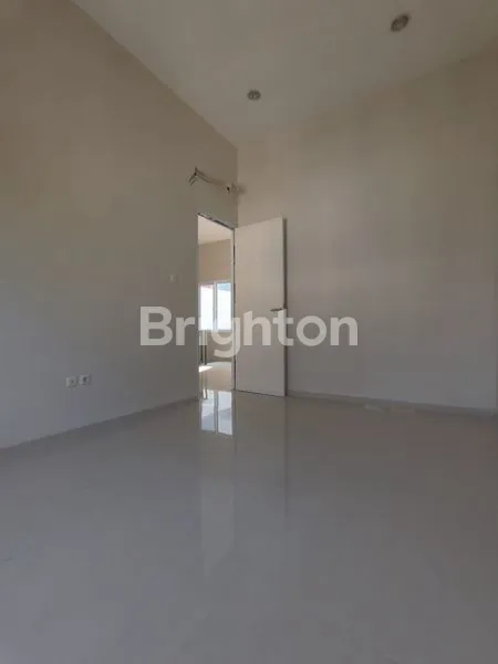 image TERMURAH!! RUMAH BARU GRESS 2 LANTAI SIMPANG DARMO PERMAI SELATAN,  MURAH SAJA (7)