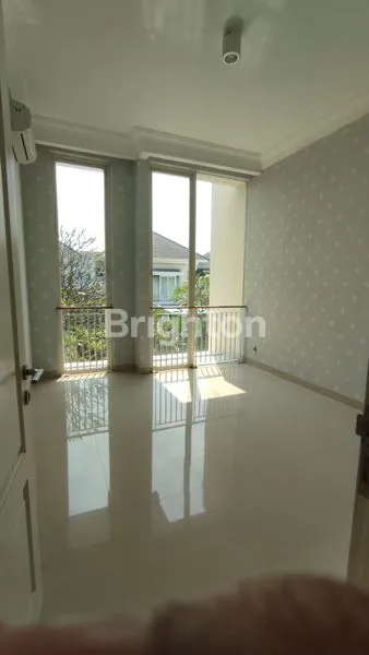 image DISEWAKAN!RUMAH DI VBR 3 PAKUWON INDAH (5)