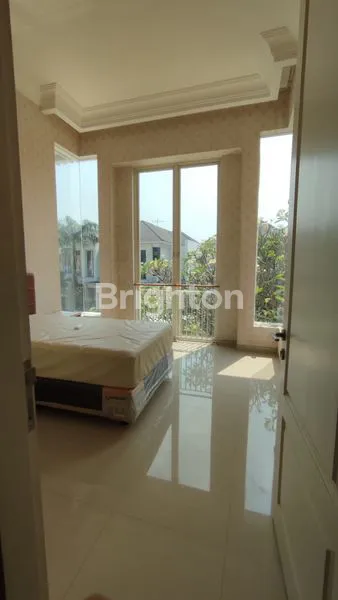 image DISEWAKAN!RUMAH DI VBR 3 PAKUWON INDAH (8)