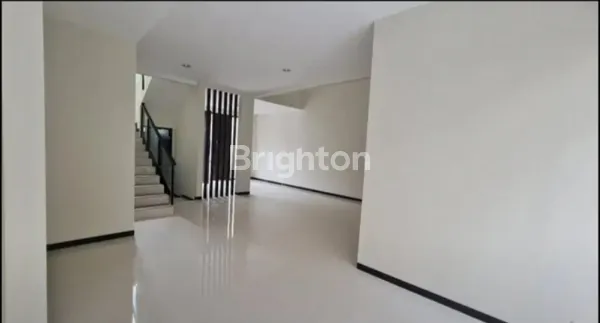 image ARAYA 2 LANTAI MINIMALIS DEKAT KAMPUS, MERR HARGA NEGO (2)