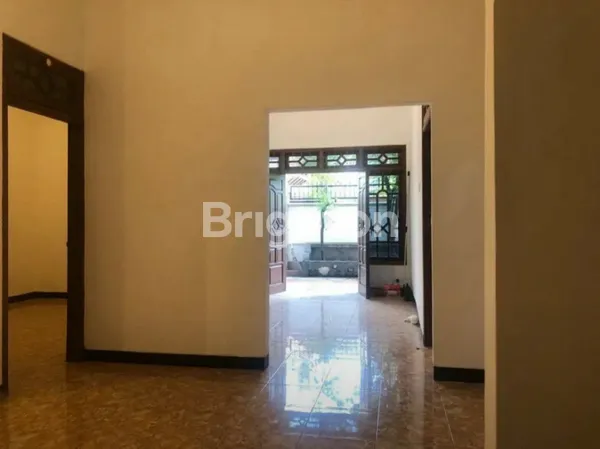 image RUMAH DARMO PERMAI 2 LANTAI DEKAT RAYA HR MUHAMMAD, GRAHA FAMILI (2)