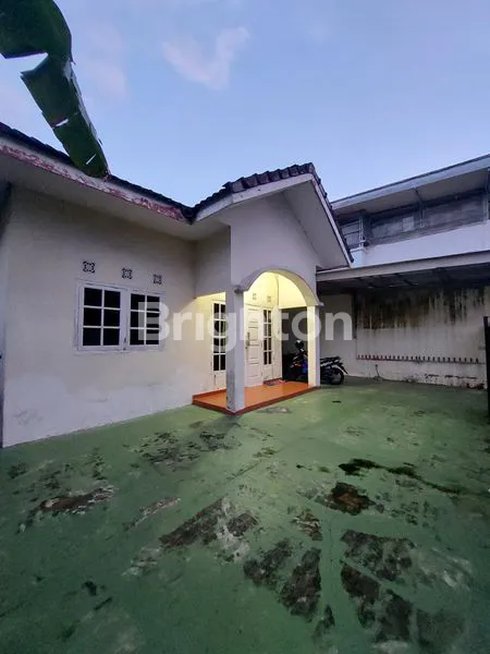 LOKASI STRATEGIS TENGAH KOTA