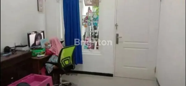 image RUMAH MODERN MINIMALIS SIAP HUNI DI TASIK MADU 5 MENIT KE SUHAT DAN UB (3)