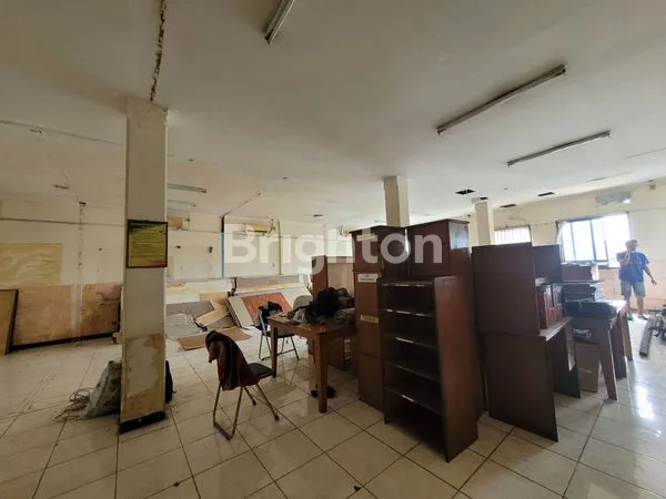image RUKO DUA GANDENG STRATEGIS DI DEPOK COCOK UNTUK INDOMARET DAN ALFAMART SERTA GEDUNG DAN USAHA LAINNYA (6)
