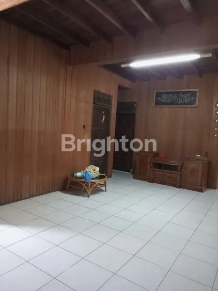 image RUMAH TENGAH KOTA (6)