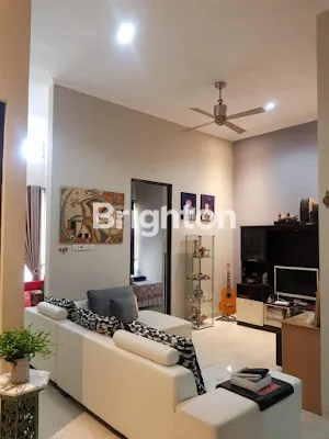 image RUMAH CANTIK DI KAWASAN ASRI DEKAT SUHAT (3)