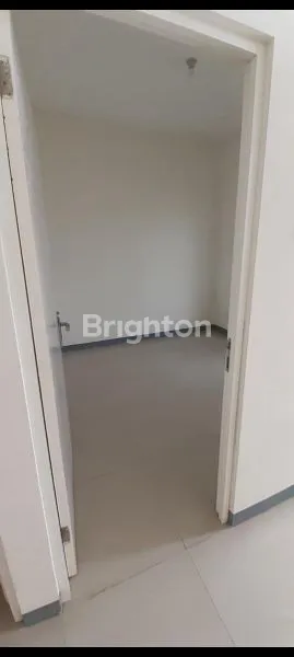 image RUMAH DI HEAVENLAND PARK JL RAYA LINGKAR TIMUR, ROW JALAN LEBAR (2)