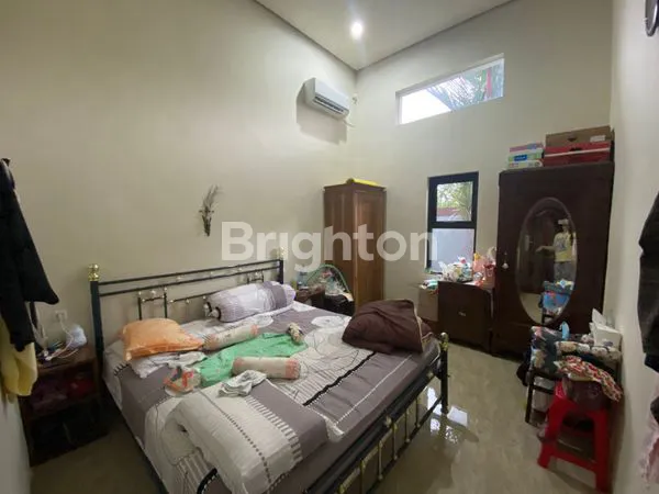 image RUMAH BESAR DI TENGAH KOTA (8)
