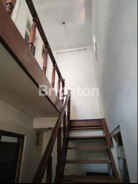 image RUMAH 2 LANTAI LAYAK HUNI, SELANGKAH KE RAYA KENJERAN, DEKAT SPBU, SUPERMARKET**DAERAH GADING PANTAI, BEBAS BANJIR (3)